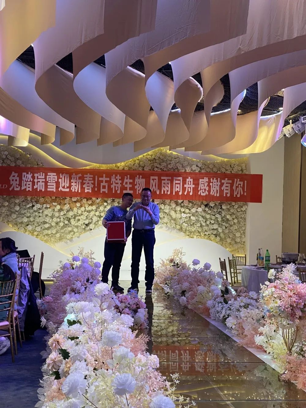 愿我們2023年乘風(fēng)破浪，行穩(wěn)致遠(yuǎn)